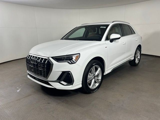 2023 Audi Q3 S Line Premium