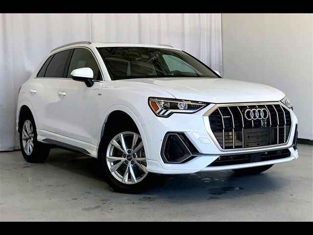 2023 Audi Q3 S Line Premium