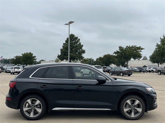 2023 Audi Q5 Premium Plus