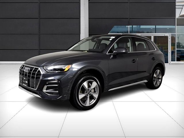 2023 Audi Q5 Premium Plus