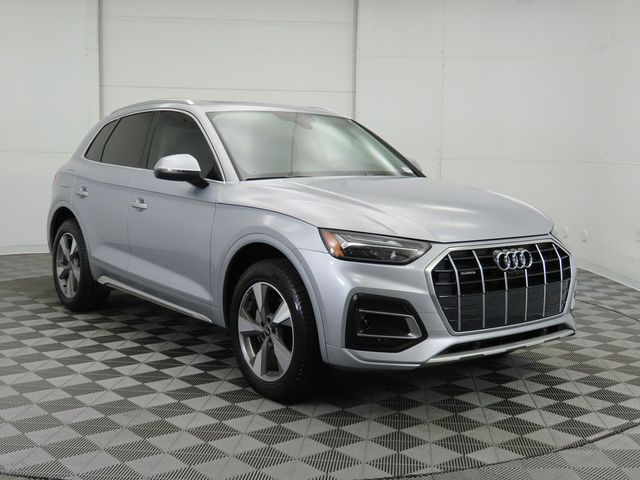 2023 Audi Q5 Premium Plus