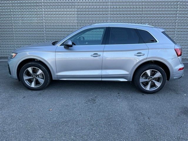 2023 Audi Q5 Premium Plus