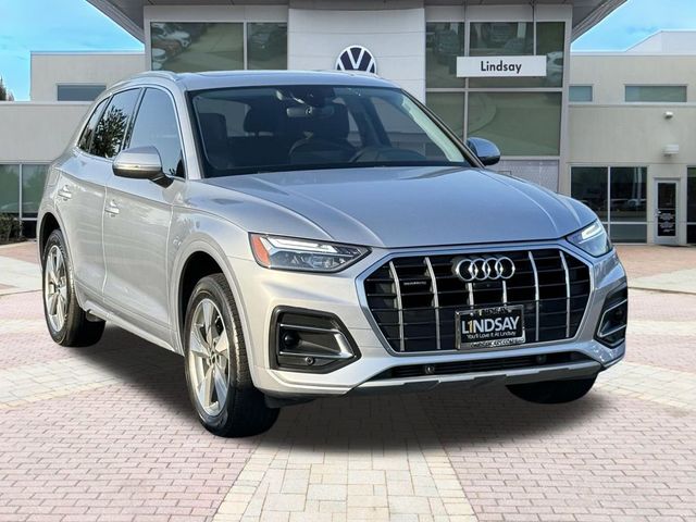 2023 Audi Q5 Premium Plus