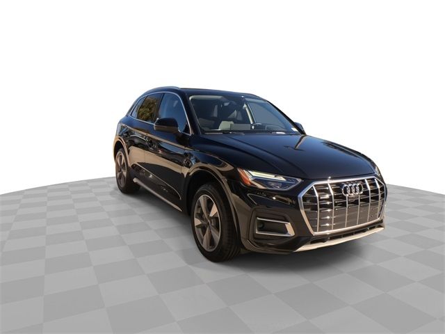 2023 Audi Q5 Premium Plus