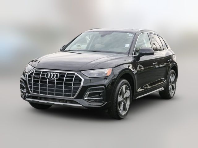 2023 Audi Q5 Premium Plus