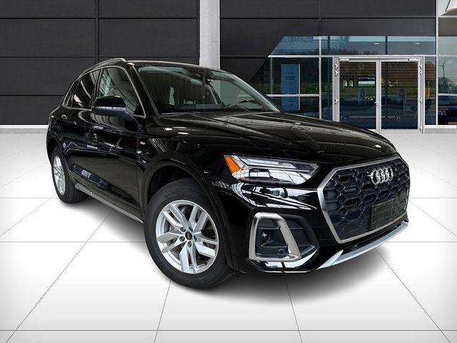 2023 Audi Q5 S Line Premium