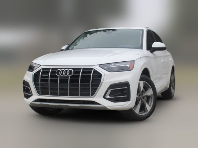 2023 Audi Q5 Premium Plus