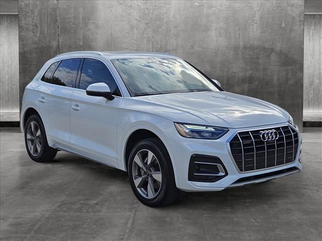 2023 Audi Q5 Premium Plus