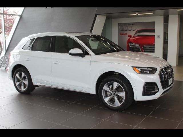 2023 Audi Q5 Premium Plus