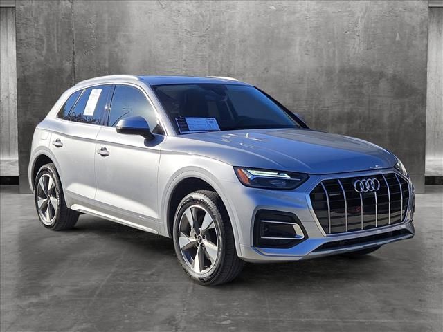 2023 Audi Q5 Premium Plus