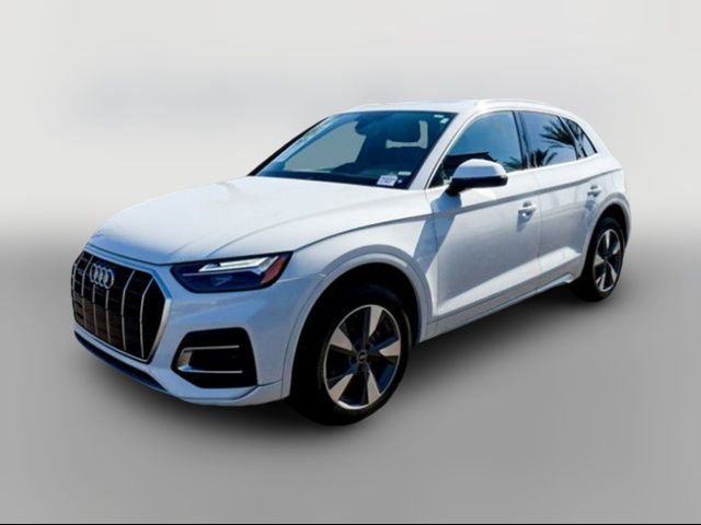 2023 Audi Q5 Premium Plus