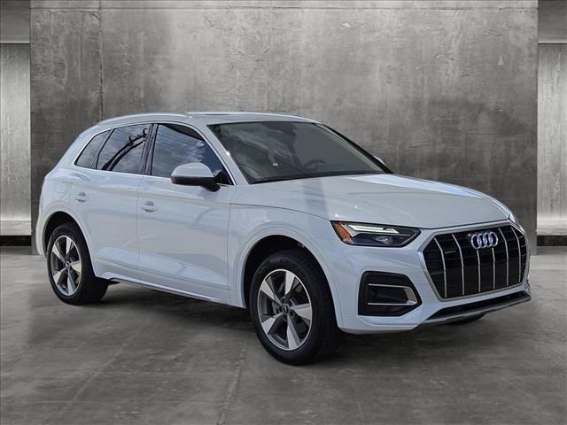 2023 Audi Q5 Premium Plus