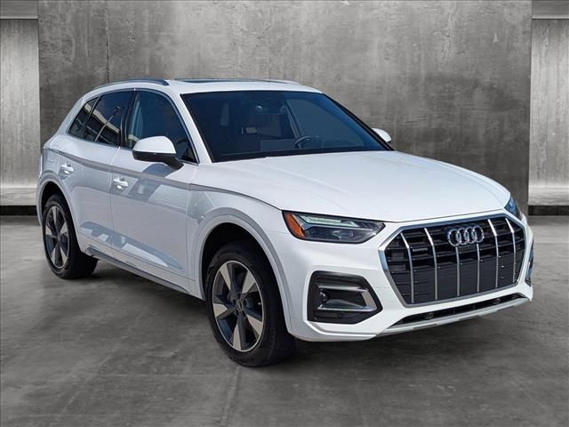 2023 Audi Q5 Premium Plus