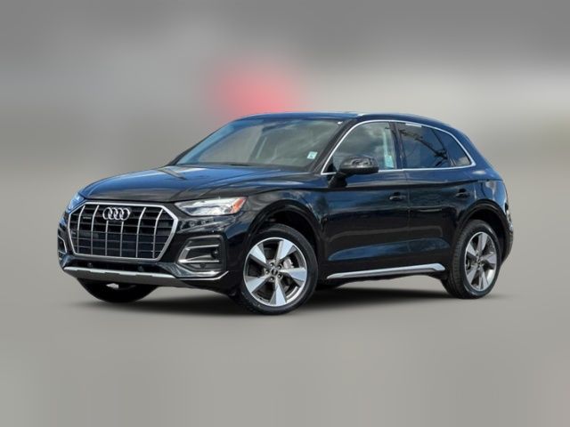 2023 Audi Q5 Premium Plus