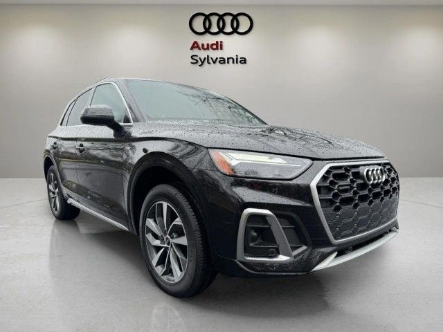 2023 Audi Q5 S Line Premium