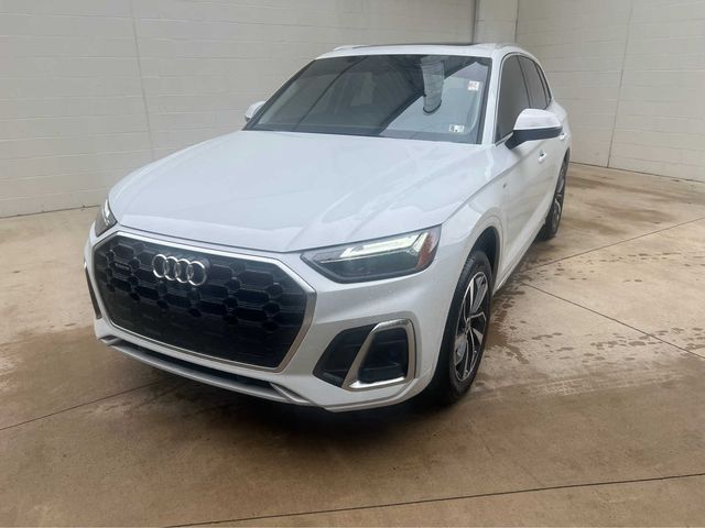 2023 Audi Q5 S Line Premium