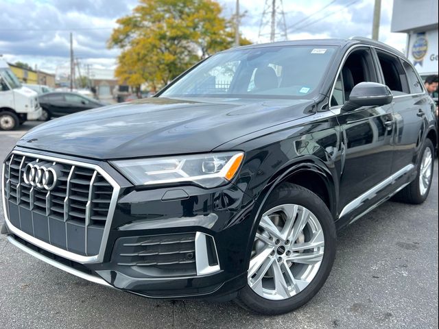 2023 Audi Q7 Premium