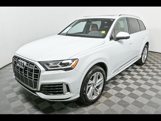 2023 Audi Q7 Premium