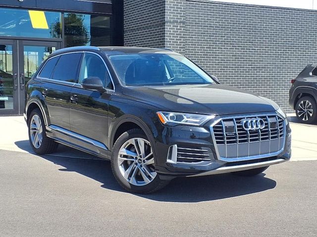 2023 Audi Q7 Premium