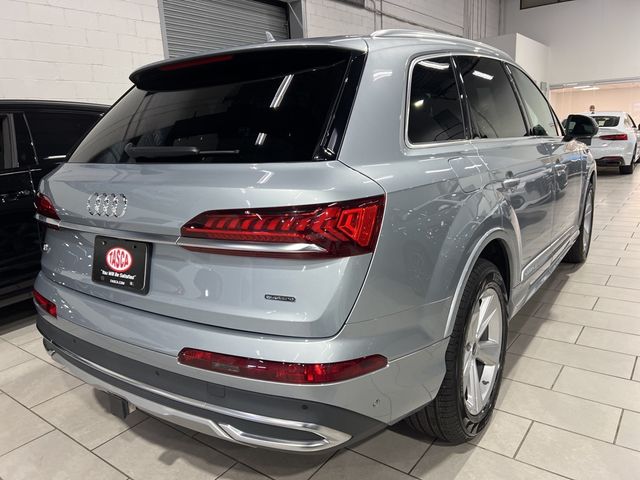 2023 Audi Q7 Premium