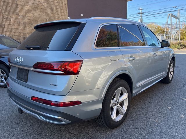 2023 Audi Q7 Premium