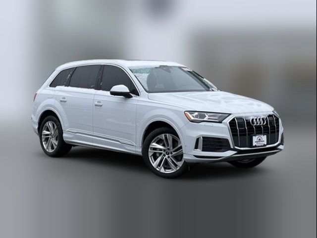 2023 Audi Q7 Premium