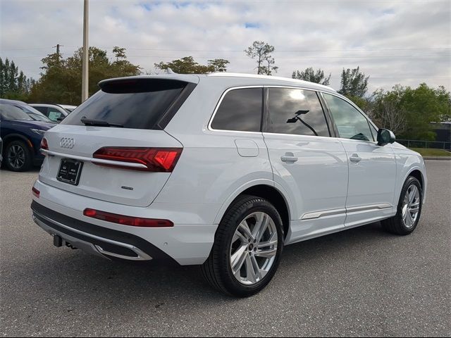 2023 Audi Q7 Premium