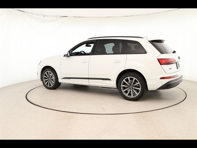 2023 Audi Q7 Premium Plus