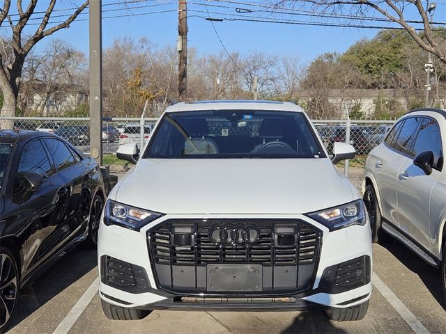 2023 Audi Q7 Premium Plus