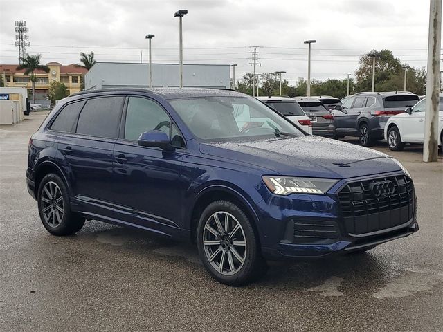 2023 Audi Q7 Premium Plus