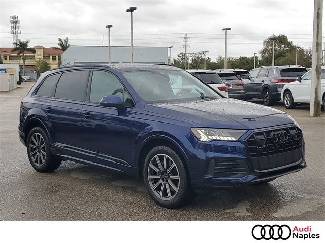 2023 Audi Q7 Premium Plus