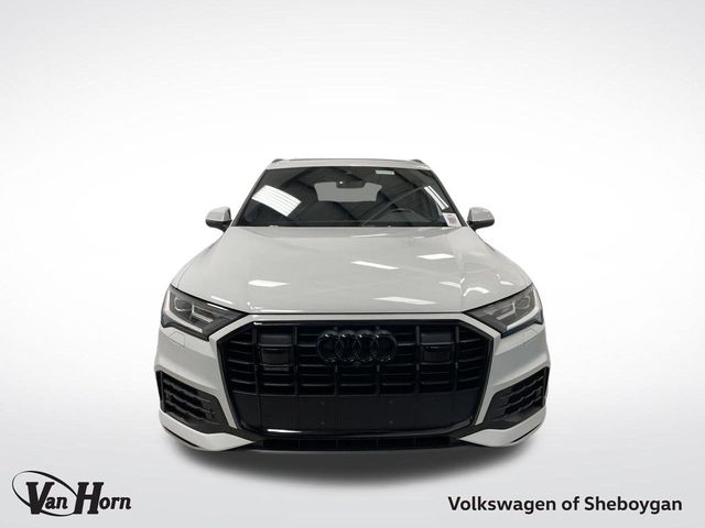 2023 Audi Q7 Premium Plus