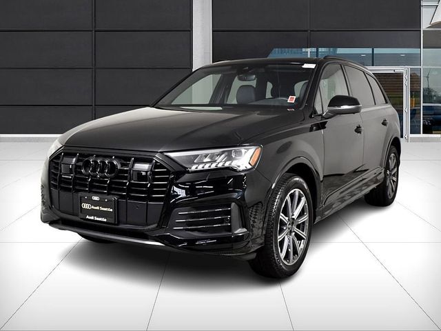 2023 Audi Q7 Premium Plus