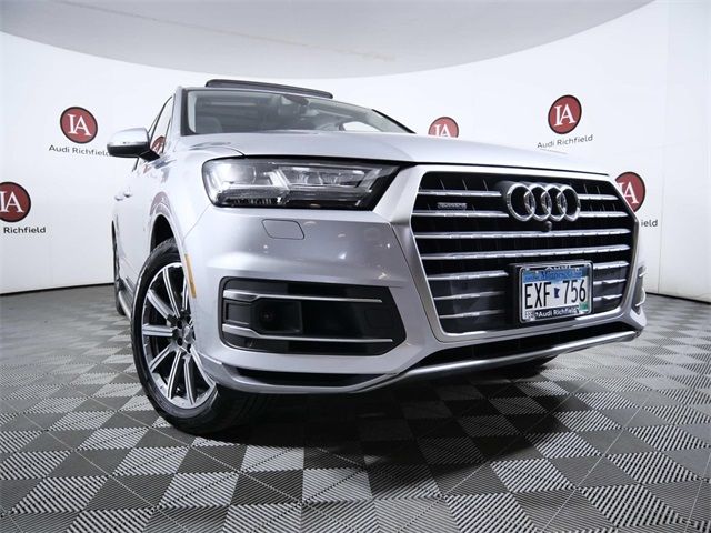 2023 Audi Q7 Premium Plus