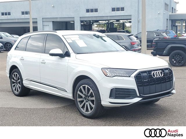 2023 Audi Q7 Premium Plus