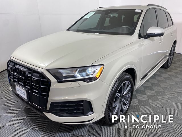 2023 Audi Q7 Premium Plus