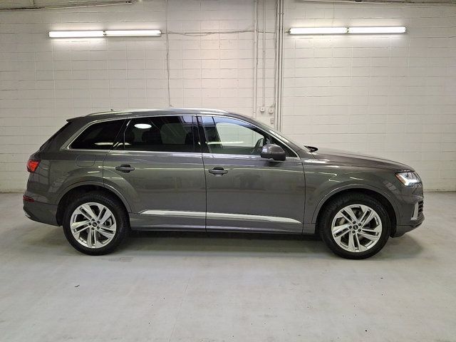 2023 Audi Q7 Premium Plus