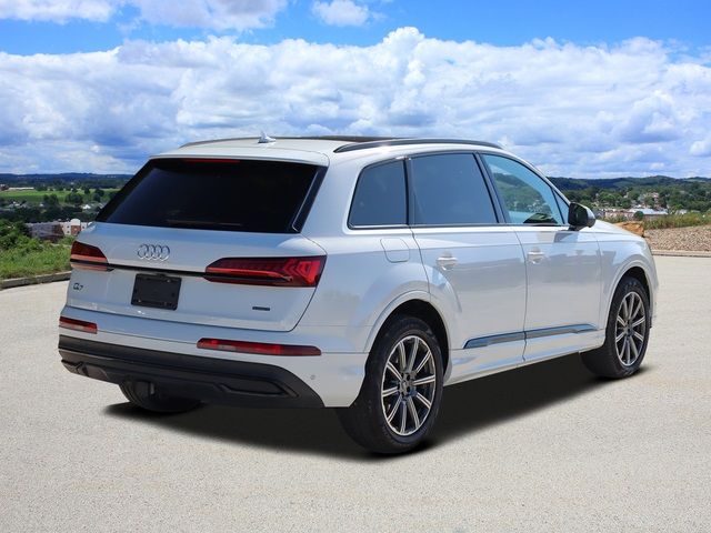 2023 Audi Q7 Premium Plus