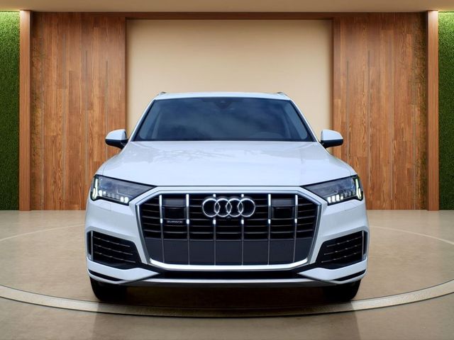 2023 Audi Q7 Premium Plus