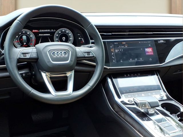2023 Audi Q7 Premium Plus