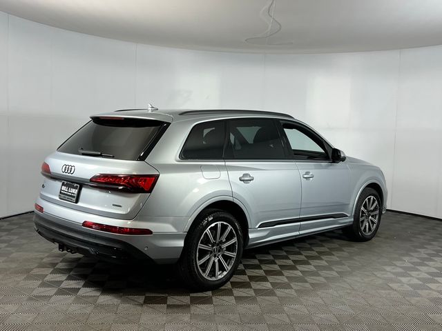 2023 Audi Q7 Premium Plus
