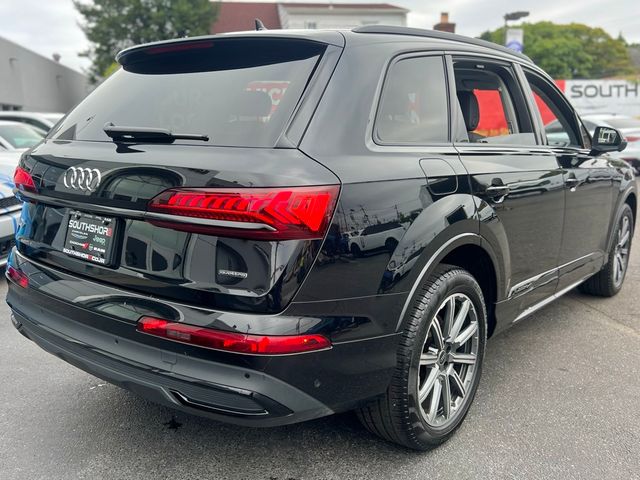 2023 Audi Q7 Premium Plus