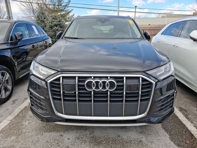 2023 Audi Q7 Premium Plus