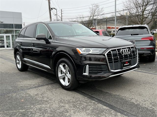 2023 Audi Q7 Premium Plus