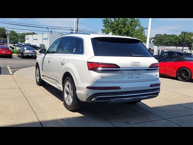 2023 Audi Q7 Premium Plus