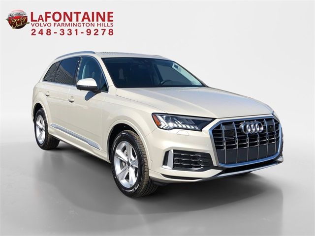 2023 Audi Q7 Premium Plus