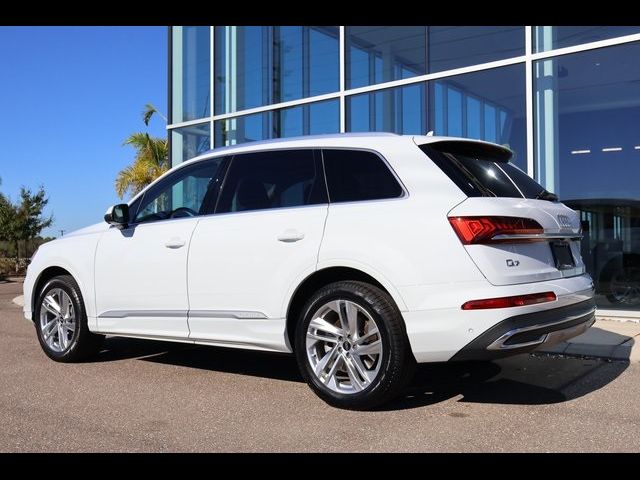 2023 Audi Q7 Premium Plus