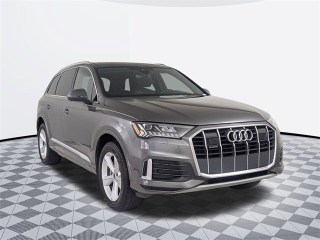 2023 Audi Q7 Premium Plus