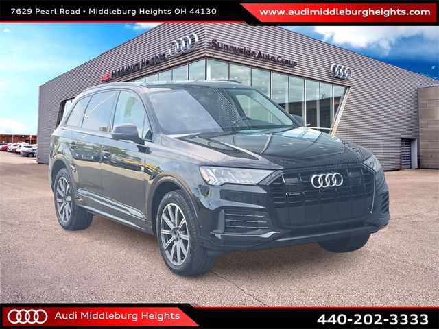 2023 Audi Q7 Premium Plus