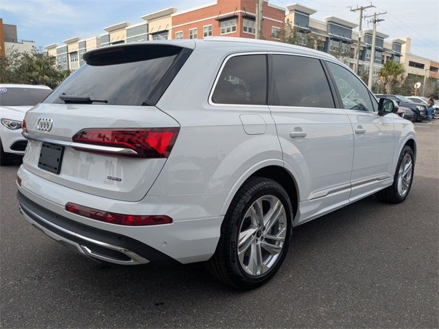 2023 Audi Q7 Premium Plus